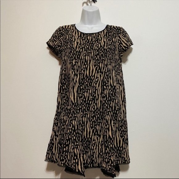 ๐4 for $20๐ UO Silence +Noise The witchy TShirt Dress size XS - Picture 2 of 10